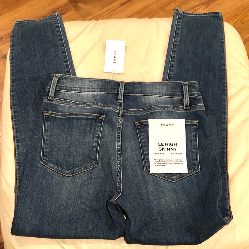Frame Le High Skinny Jeans